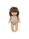 un ensemble de sous-vêtements pour une poupée