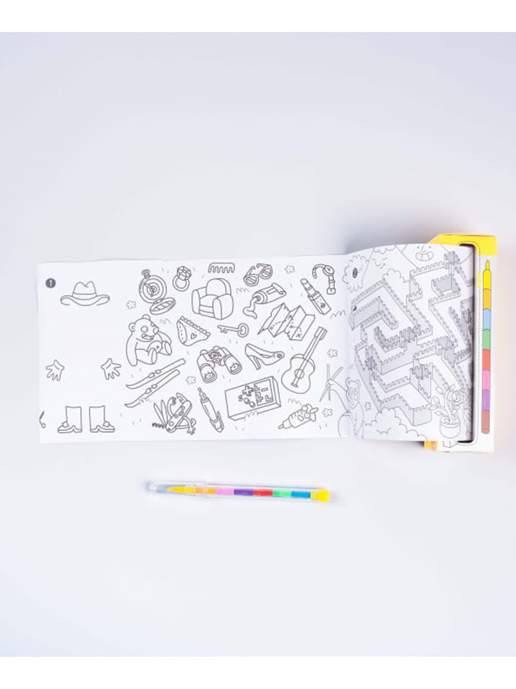 Livre de coloriage avec jeux