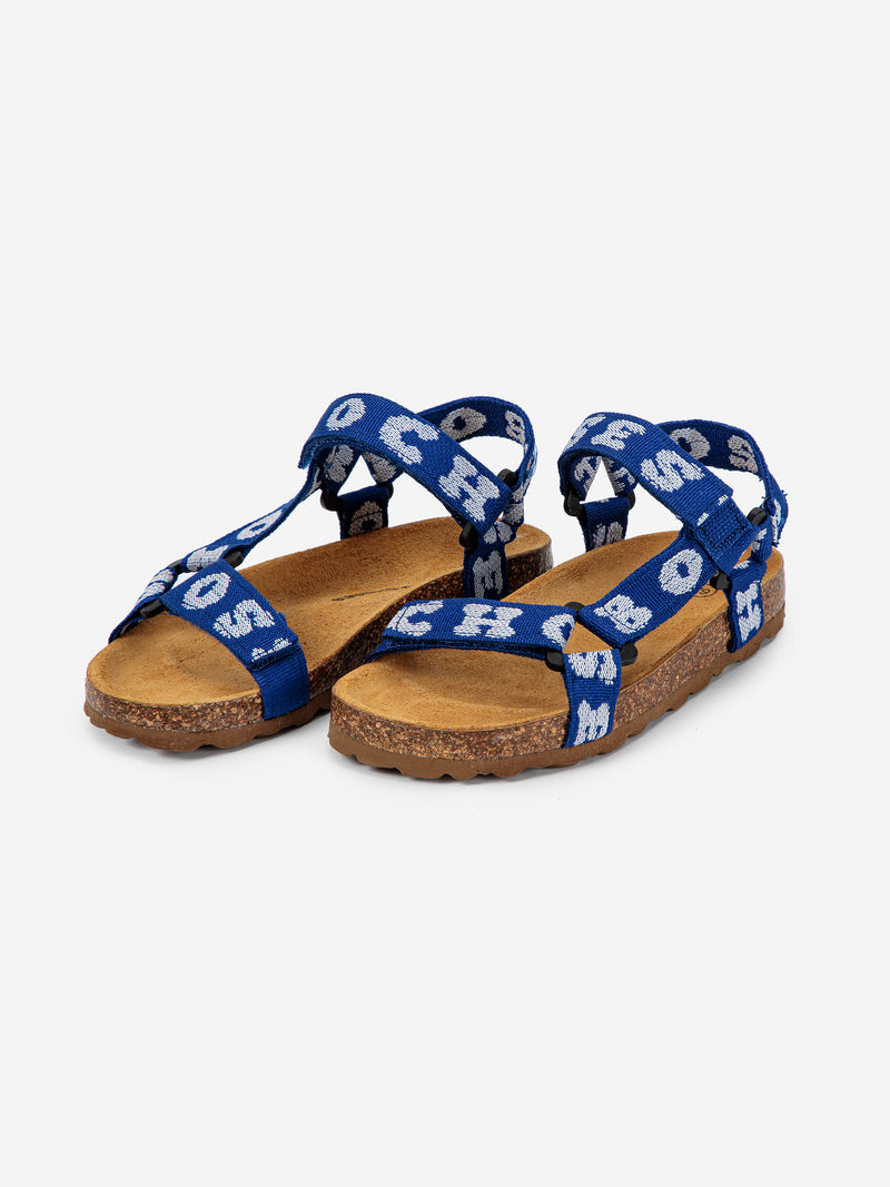 Bedruckte blaue Sandalen von Bobo Choses
