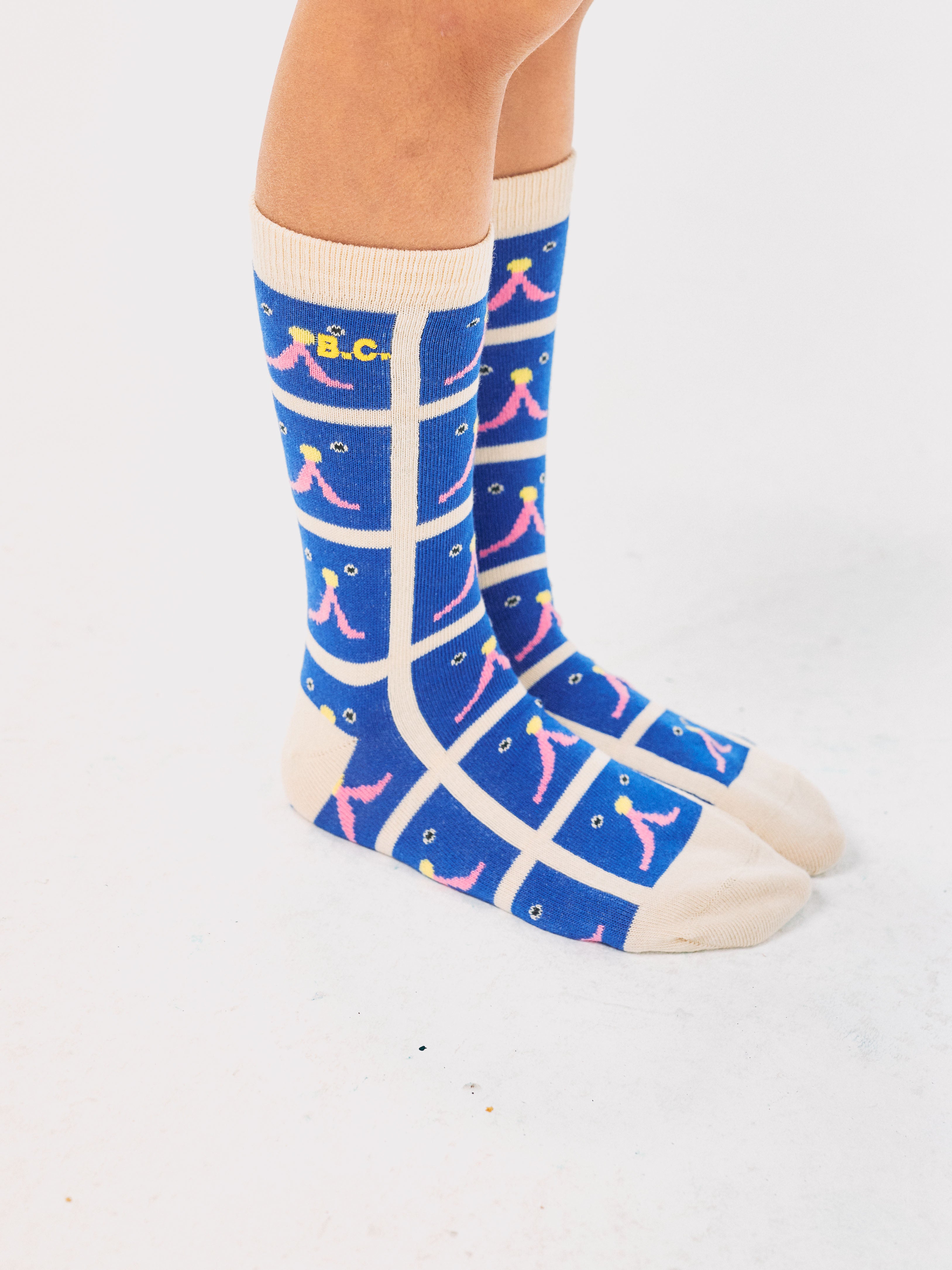 Funny Face partout sur de longues chaussettes