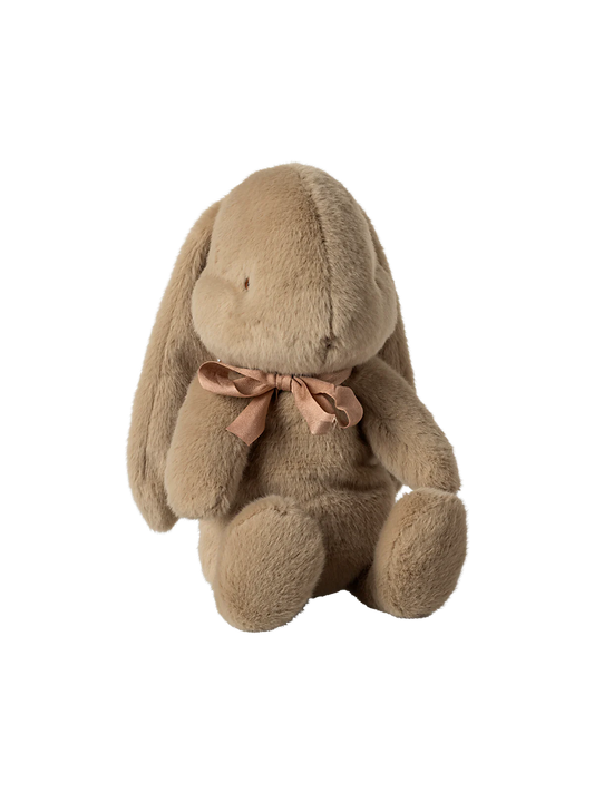 Lapin en peluche de taille moyenne