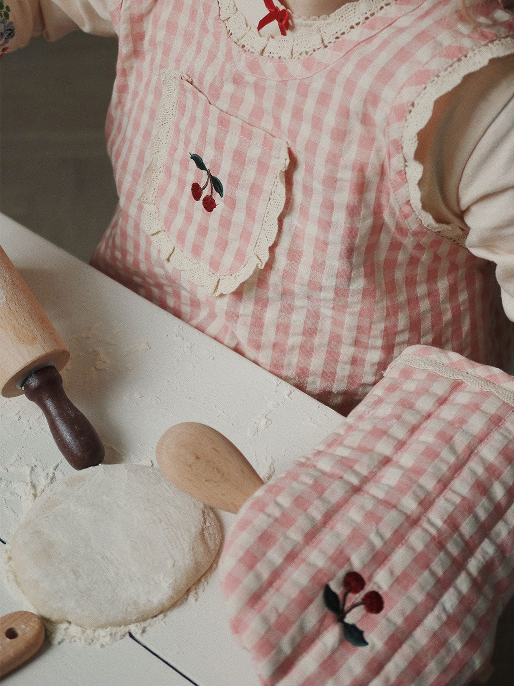 Ensemble tablier à volants pour enfants