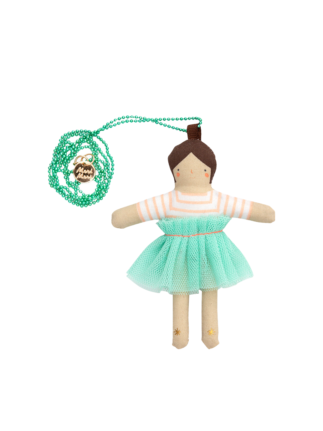 collier avec une poupée