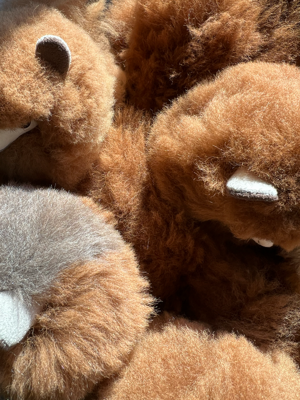 Natürliches Alpaka-Spielzeug zum Stressabbau caramel